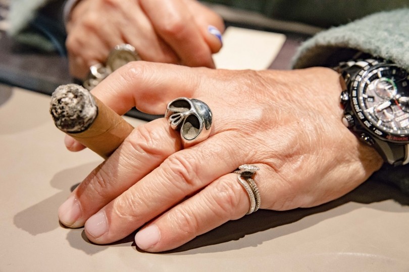 メメント モリ 死を忘れるな サロン ド シマジ 島地勝彦 今週の格言 Feature 伊勢丹新宿店メンズ館 公式メディア Isetan Men S Net