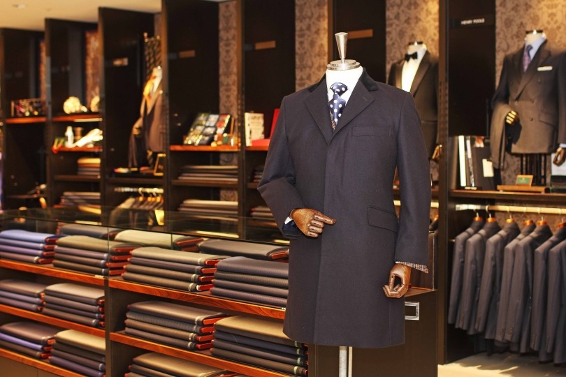 採寸会情報 Tailor Cutter テーラー カッター チェスターコートのオーダーが可能に 男らしさとエレガントが共存するラグジュアリーな一着を誂える Event 伊勢丹新宿店メンズ館 公式メディア Isetan Men S Net