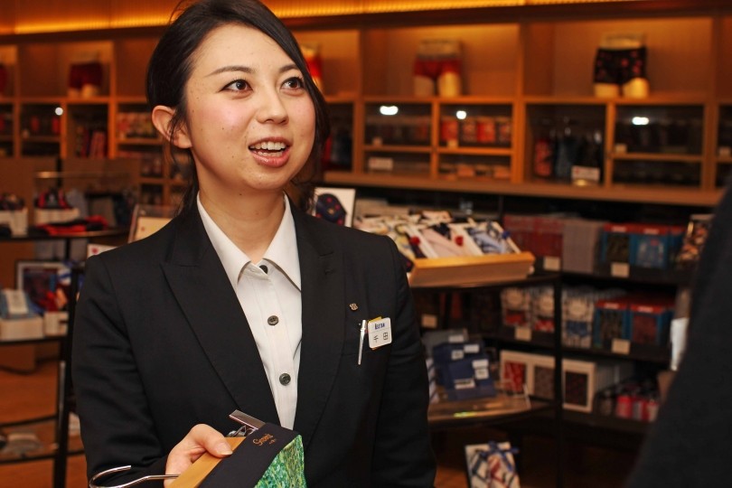 バレンタイン特集 意中の女性にそっと教えたくなる メンズ館で見つけたベストギフト 3 5 Isetan Men S Gift Guide 大切な人へ贈る 上質の一品 2月4日更新 Feature 伊勢丹新宿店メンズ館 公式メディア Isetan Men S Net