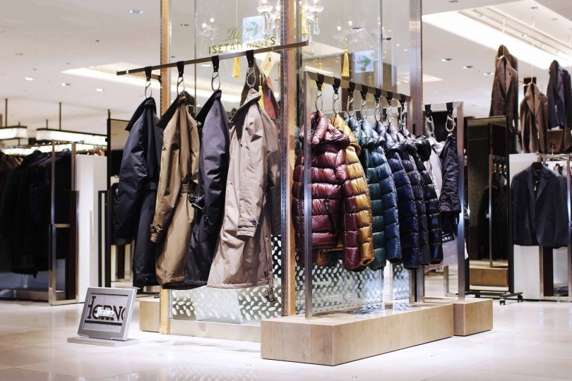 Herno ヘルノ 人気の ラミナー や セッテデニール が圧倒的バリエーションで登場 別注アイテムも揃う期間限定ストアがオープン Event 伊勢丹新宿店メンズ館 公式メディア Isetan Men S Net