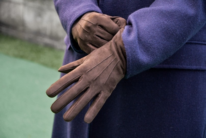 メローラ スエード緑色 カシミア黒 グローブ 革手袋 MEROLA 今季 メローラ スエード緑色 カシミア黒 グローブ 革手袋 MEROLA 厳寒