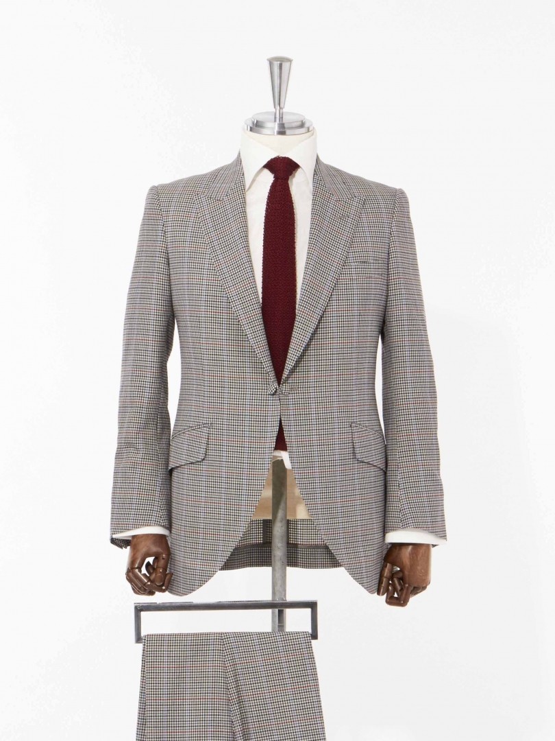 TAILOR&CUTTER/テーラー＆カッター＞｜唯一無二スタイルで華やかな一着 