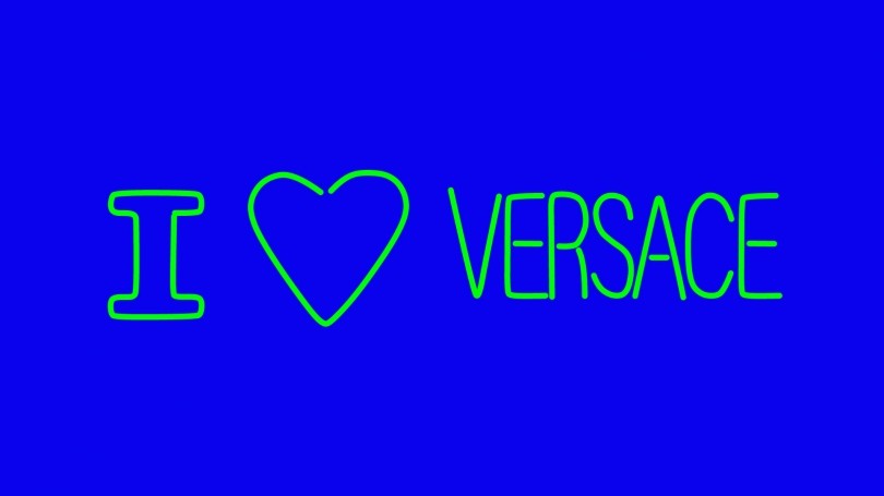 VERSACE/ヴェルサーチェ＞｜個性に挑戦する可能性や勇気が奮い立つ