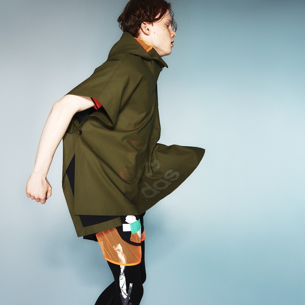 Adidas By Kolor アディダス バイ カラー ハイファッション スポーツウエアの 脱構築的 最新スタイル Photo 伊勢丹新宿店 メンズ館 公式メディア Isetan Men S Net