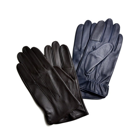 特集 この冬おすすめ 着用したまま操作可能 便利なスマホ対応手袋5選 Photo 伊勢丹新宿店メンズ館 公式メディア Isetan Men S Net