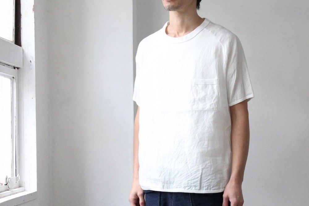 ＜RE MADE IN TOKYO JAPAN＞｜一枚でサマになる、“ドレスTシャツ”が豊富にラインナップ | PHOTO | 伊勢丹新宿店