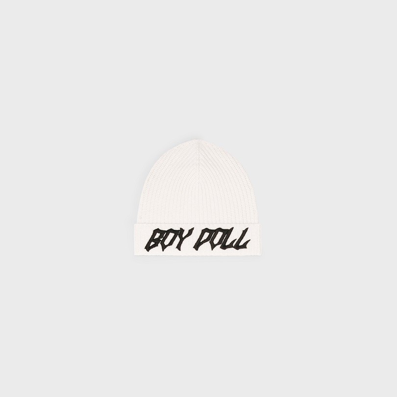 ＜セリーヌ オム＞｜2022年ウィンターコレクション「BOY DOLL」にフォーカスしたポップアップストアがオープン。