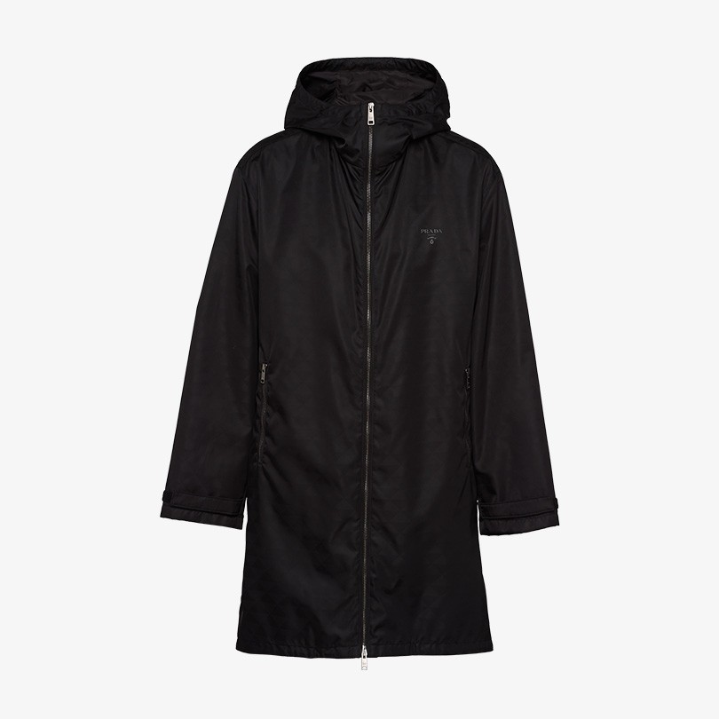プラダ　ジャパン　ナイロンブルゾン　伊勢丹購入　オマケ: アルマーニ　パーカー プラダ＞｜さらなる進化を遂げた「Re-Nylon」最新作が登場！「プラダ