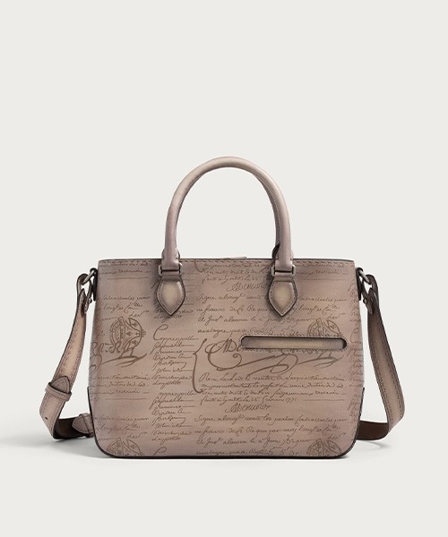 ＜ベルルッティ＞ トートバッグ（H22.5 × W32 × D12cm）