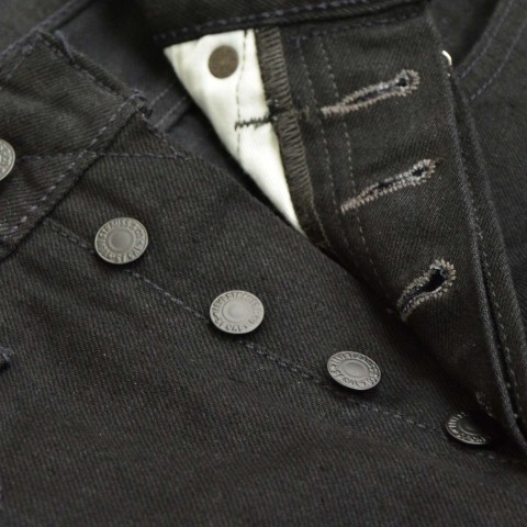 それぞれのデニムブランドが提案する ブラックデニム をまとめてチェック Recommend 伊勢丹新宿店メンズ館 公式メディア Isetan Men S Net