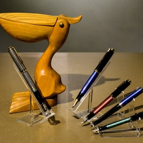 Pelikan/ペリカン＞｜白蝶貝の神秘的な輝きが美しい「M800 輝」が数量 