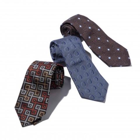 映画 007 シリーズ ジェームズ ボンドのシャツ タイを復刻 Editors Pick Feature 伊勢丹新宿店メンズ館 公式メディア Isetan Men S Net