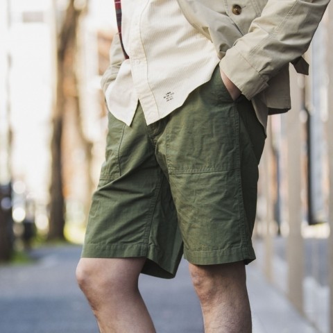 特集 ショートパンツの選び方と着こなし方 大人の男性におすすめするコーディネート術とは Recommend 伊勢丹新宿店メンズ館 公式メディア Isetan Men S Net