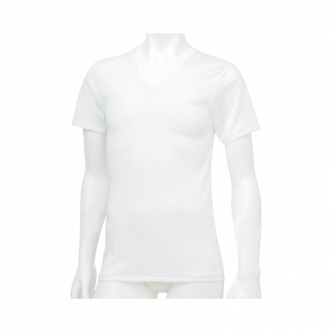 ＜ワコール＞ 半袖Vネックシャツ 5,280～5,610円 （全3色）