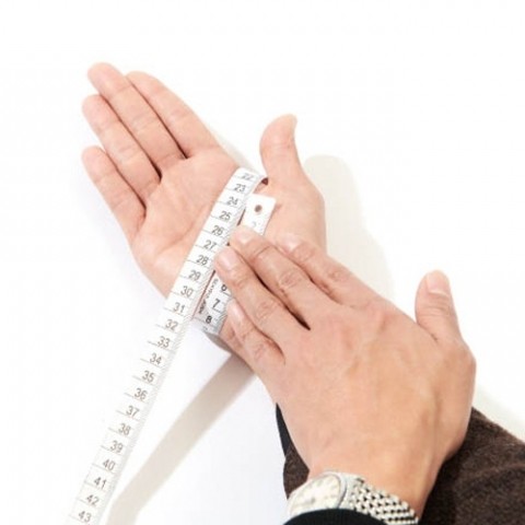 特集 伊勢丹メンズおすすめのメンズ手袋ブランド7選 サイズの測り方から 人気アイテムまで Recommend 伊勢丹新宿店メンズ館 公式メディア Isetan Men S Net