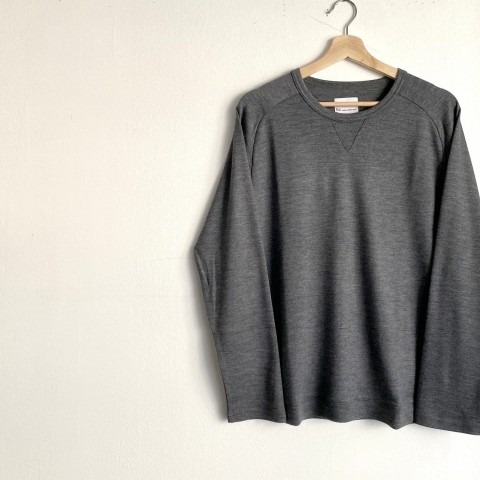 ＜Re made in tokyo japan＞「Dress Wool Knit Crew Neck」 13,200円