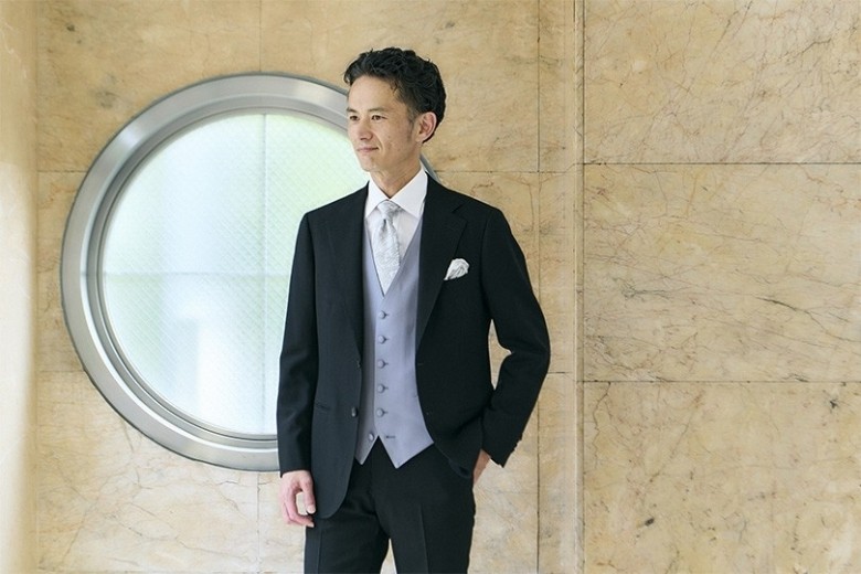 結婚式に出席する男性の服装と持ち物。プロがフォーマルファッションのマナーを解説します。