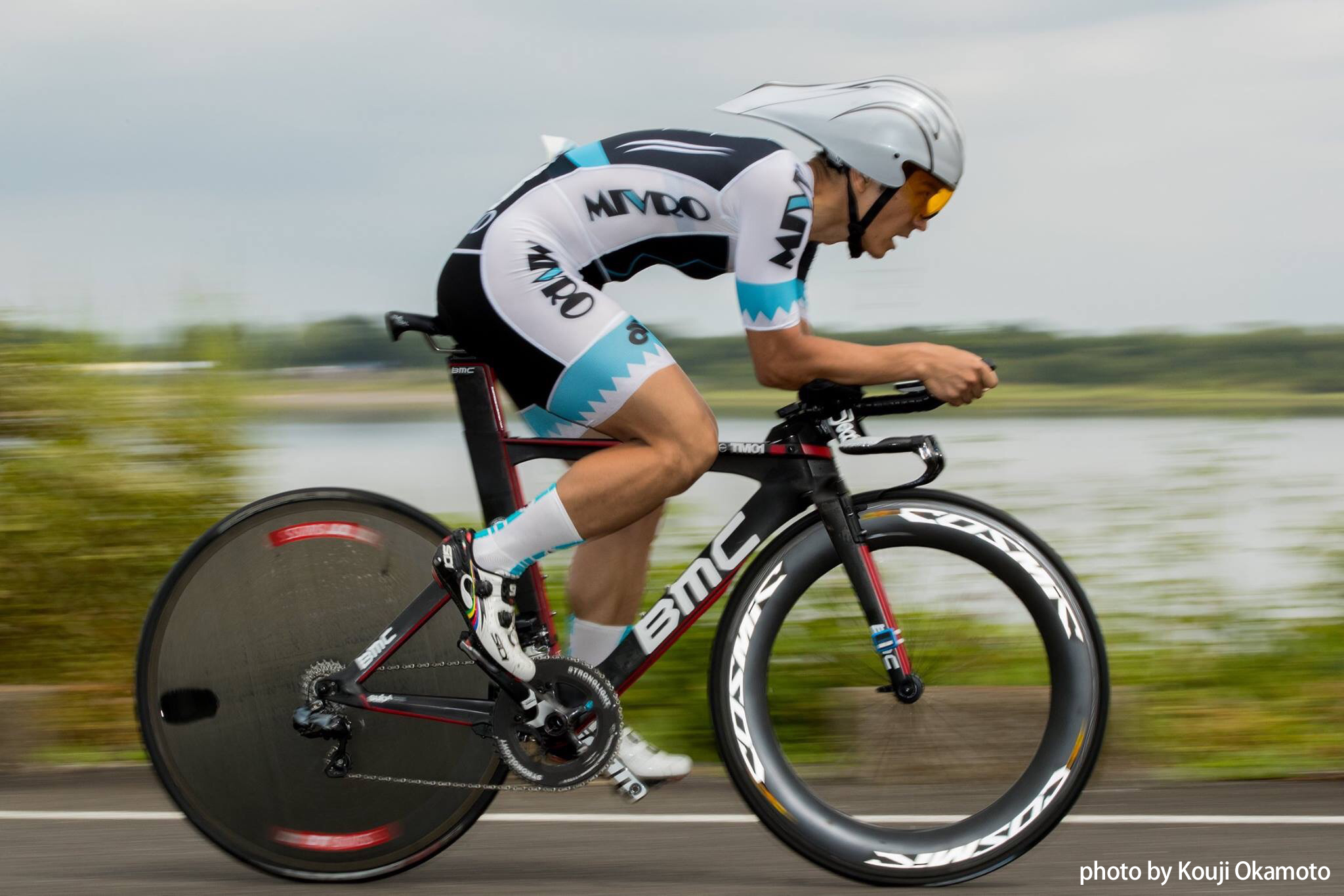 エイジサイクル プロモーション 人車一体となって走る ロードバイク の魅力にとりつかれた男 1 3 Recommend 伊勢丹新宿店メンズ館 公式メディア Isetan Men S Net