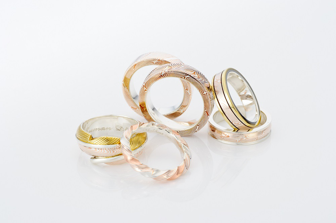 Suman Dhakhwa/スーマン・ダックワ＞|“唯一無二の木目模様”が描かれる