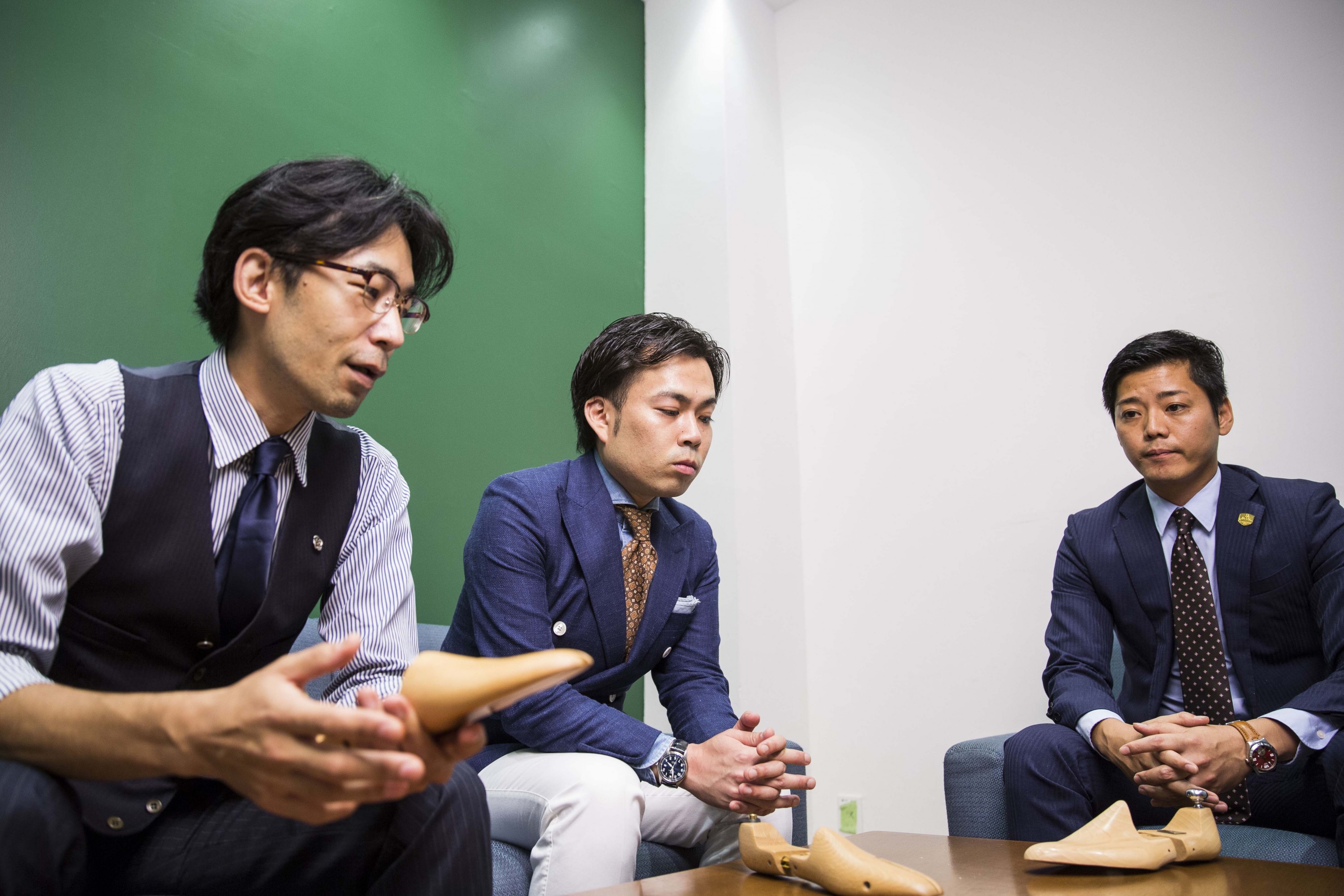 特集 シューケア3大ブランドを比較 靴磨きのプロが教える必須道具の使い方と選び方とは Recommend 伊勢丹新宿店メンズ館 公式メディア Isetan Men S Net