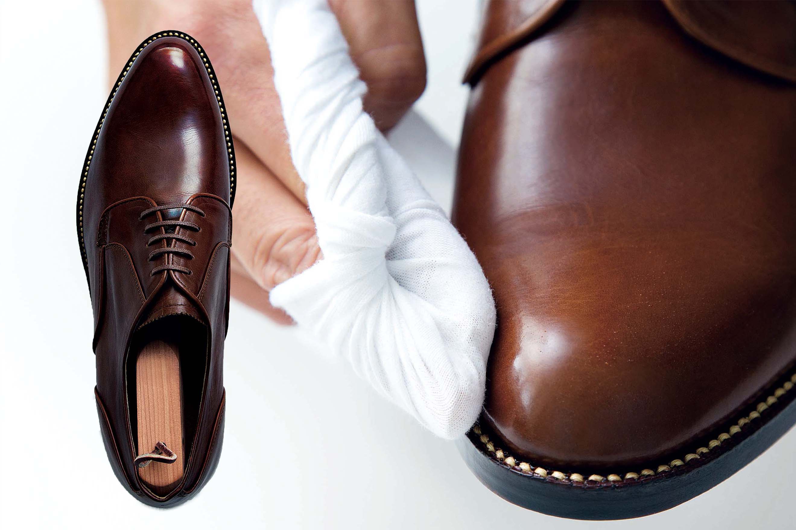 特集】靴磨きのコツを伝授！「ハイシャイン仕上げ」&「アンティーク