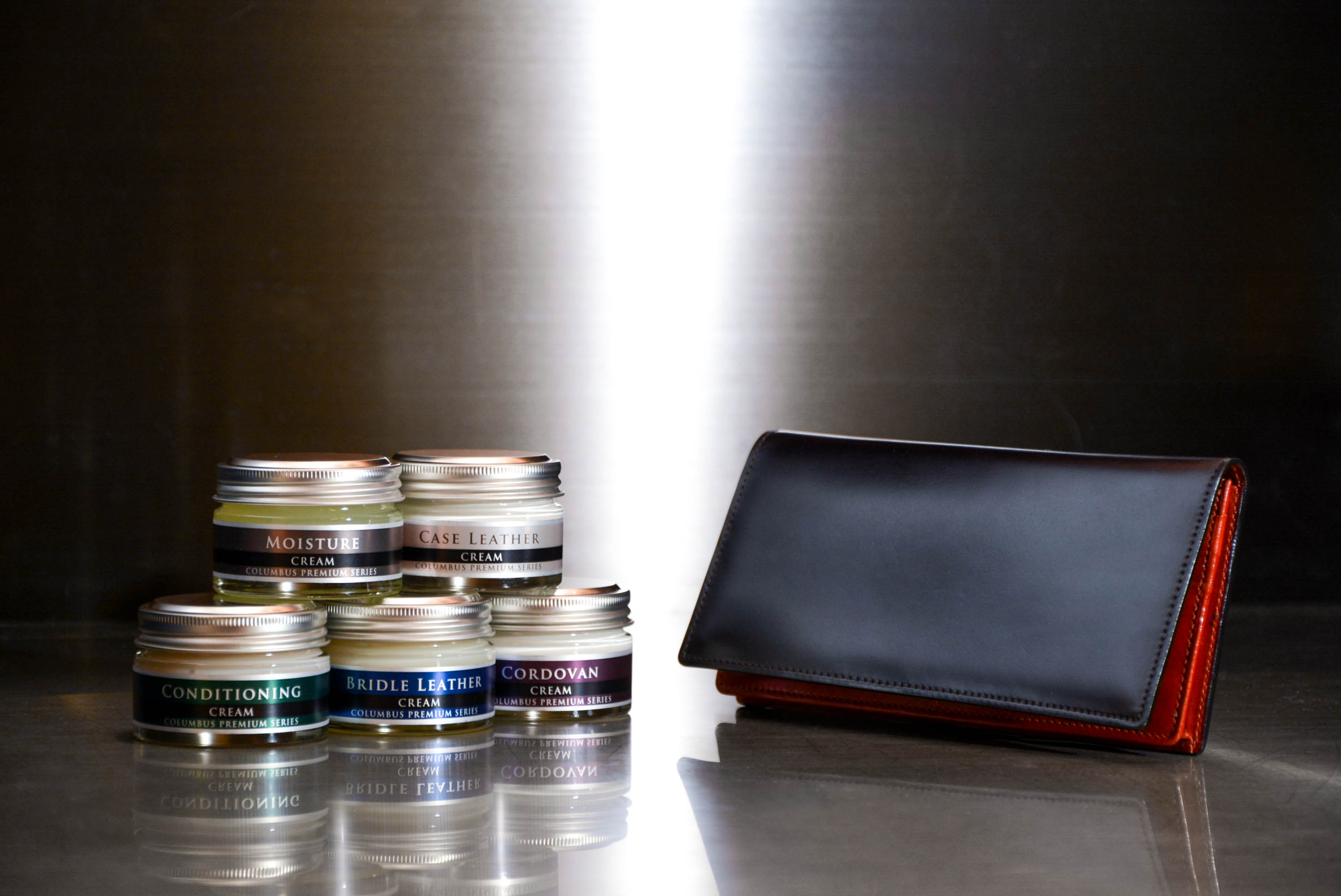 Q. 革小物（レザーアイテム）を永く愛用するためのお手入れ方法