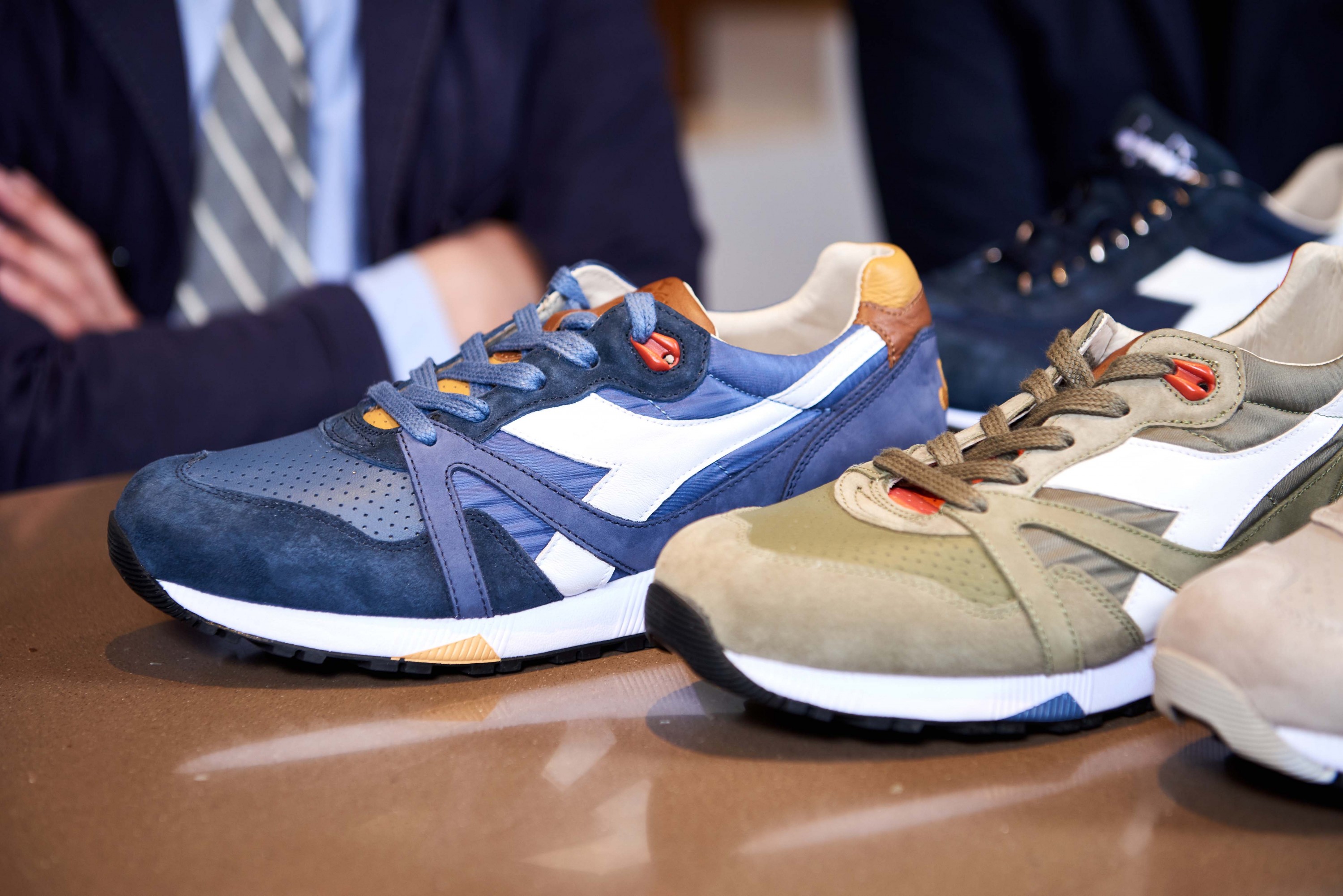 大人が上品に履きこなせるスニーカーとして Diadora ディアドラ が Must であり Best Buyな理由 ワケ 3 3 Recommend 伊勢丹新宿店メンズ館 公式メディア Isetan Men S Net