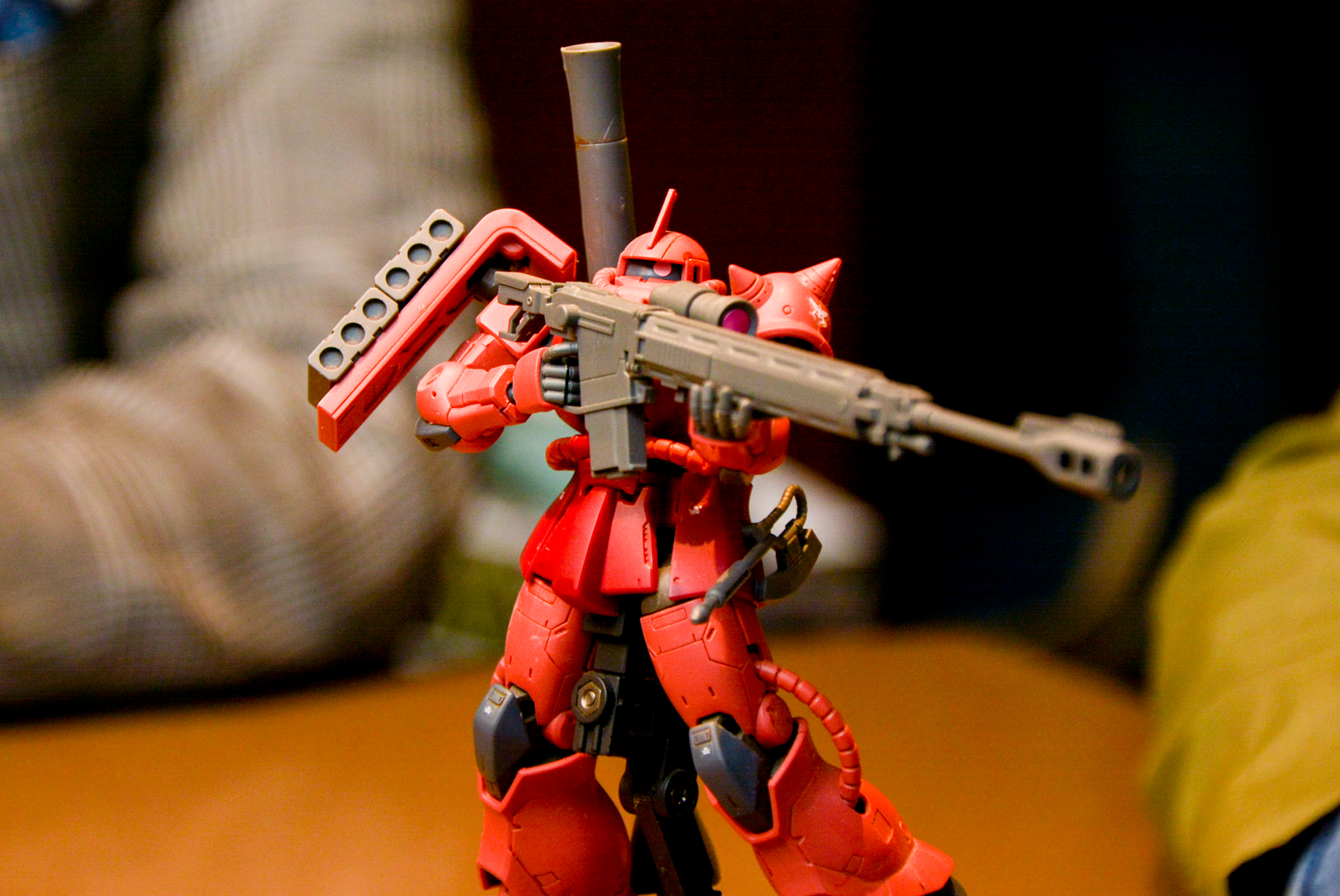 ガンプラ座談会 想像力の翼が果てしなく広がる ガンプラ の世界へようこそ 1 5 宇宙世紀に残るコラボレーション 機動戦士ガンダム Isetan Welcome To Zeon 期間限定イベントを開催 Feature 伊勢丹新宿店メンズ館 公式メディア Isetan Men S Net