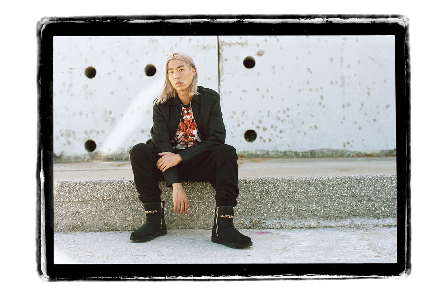 UGG®/アグ＞×＜MASTERMIND WORLD/マスターマインド・ワールド＞が