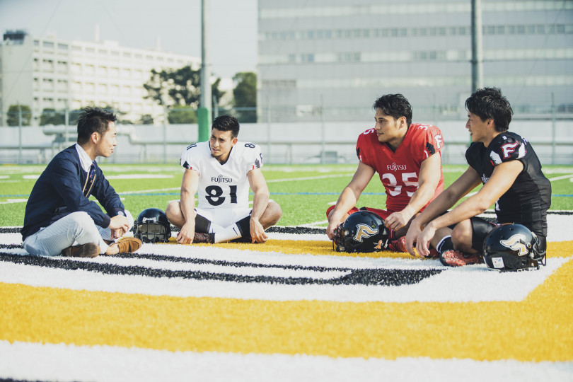 着られる服がない をバイヤーが解決 Vol 6 体の大きいアメフト選手もお洒落に着こなせる Super Men S Feature 伊勢丹新宿店メンズ館 公式メディア Isetan Men S Net