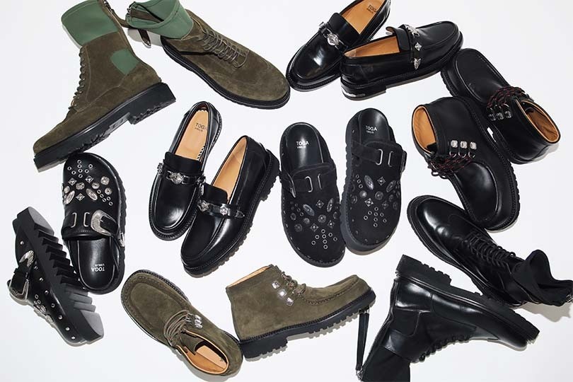 トーガ ビリリース＞｜2024年秋冬新作シューズの先行販売も行う