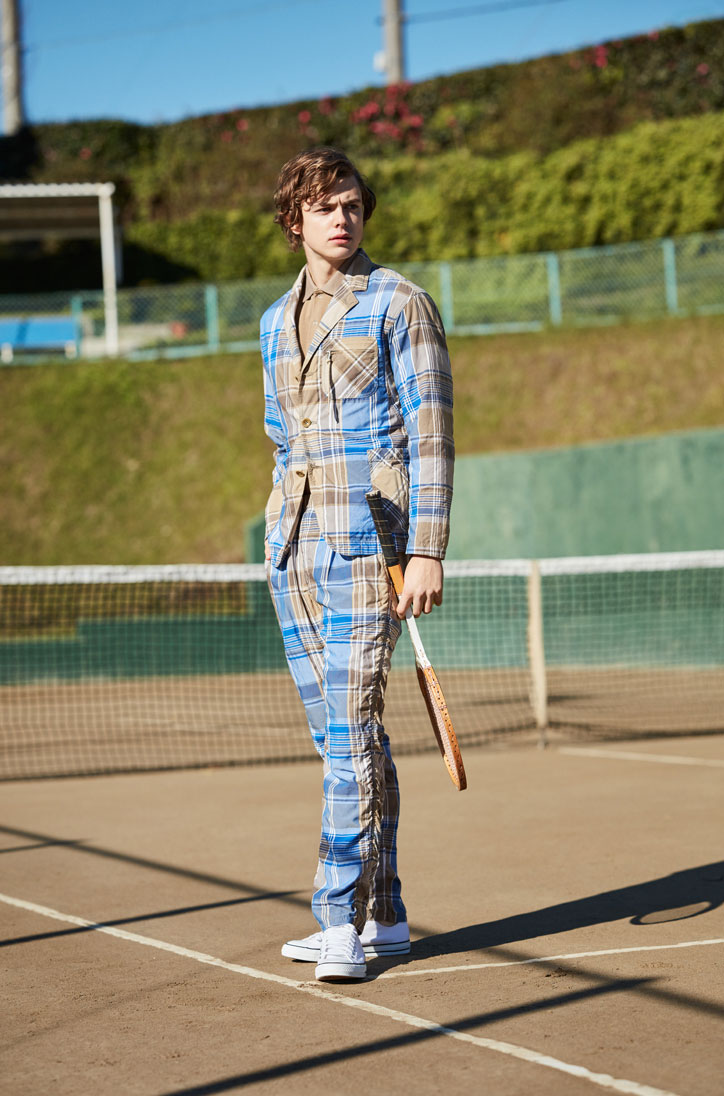 〈ノンネイティブ〉〈ファクトタム〉