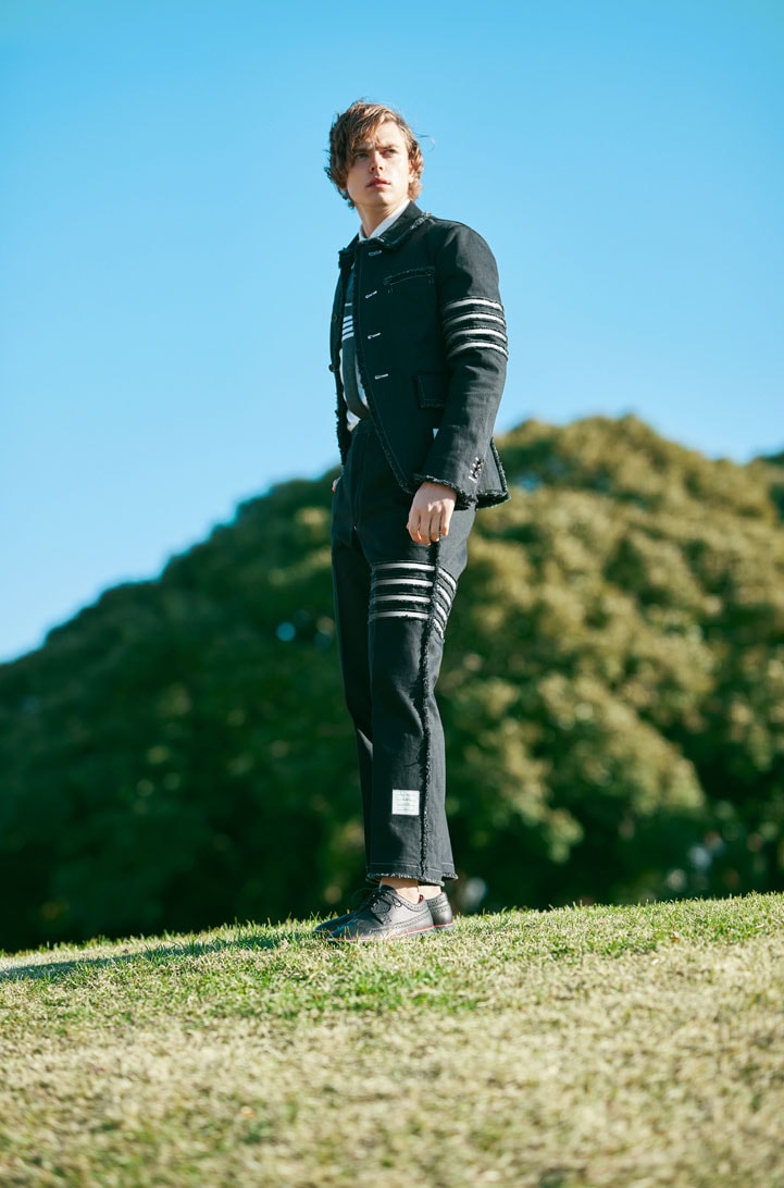 〈トム ブラウン〉