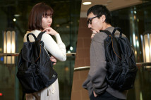 彼氏へのプレゼントだけど、“シェアして使いたい女子”が選ぶ、最新兼用バッグ｜Men's Bag Story Vol.2